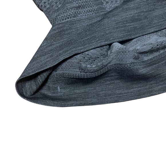 Lululemon Breeze By Tank Size 8 - Picture 5 of 5